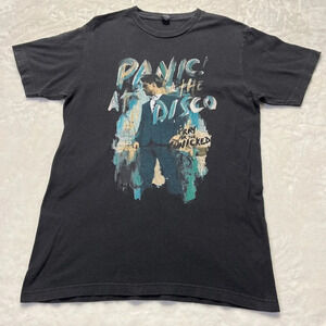 PANIC AT THE DISCO Pray for the Wicked Tee Size Medium
